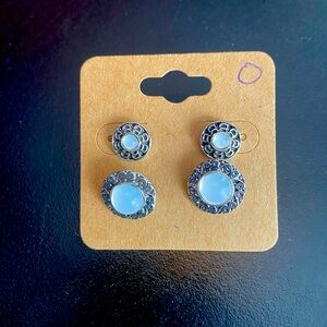 Earrings - studs. New never worn
